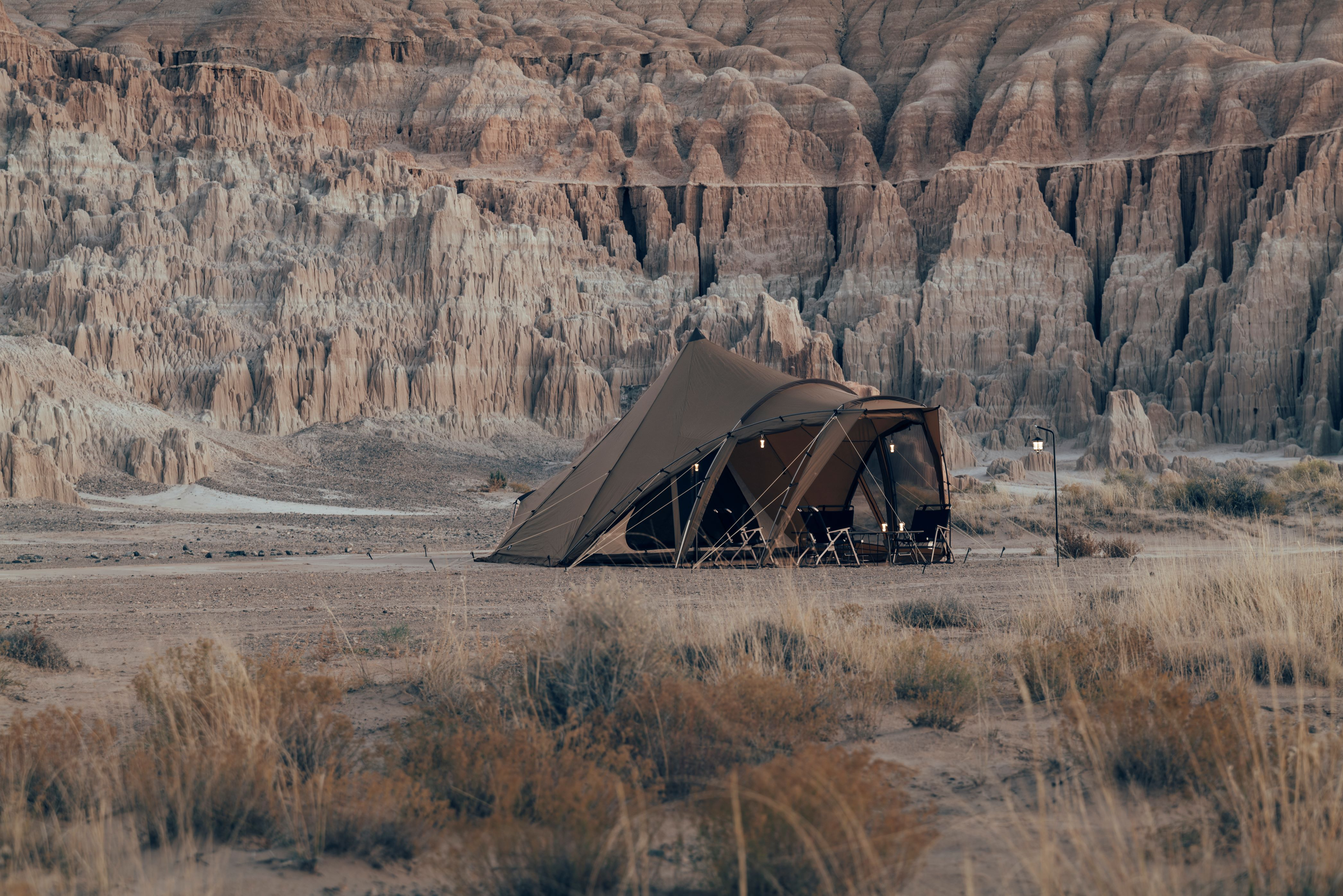 ZANE ARTS Japanese camping aesthetics 