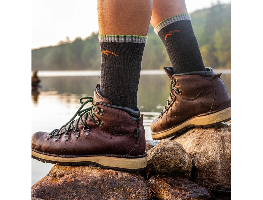 Darn Tough Hiker Boot Midweight Cushion 羊毛保暖襪 1403 男