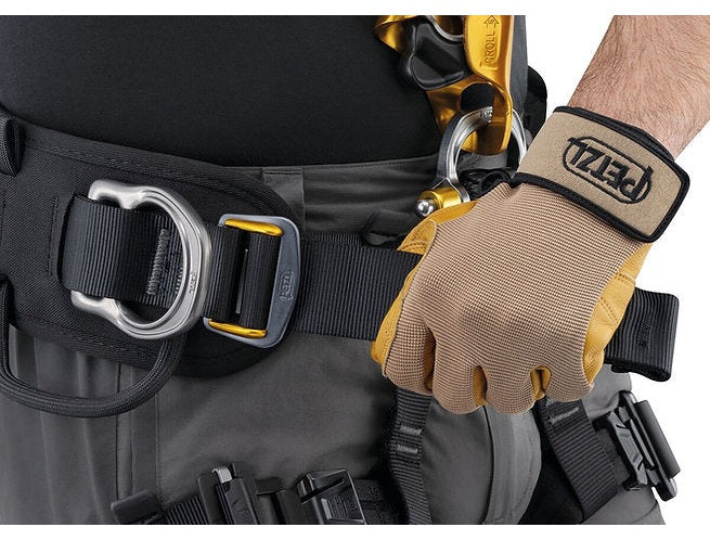 PETZL ASTRO® European Version 全身式安全吊帶 歐洲版