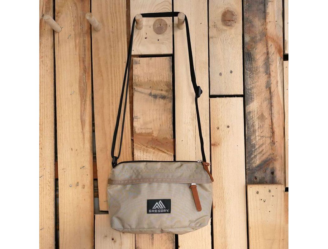 Gregory 經典斜背包 1L 沙色 ENVELOPE SHOULDER 125406